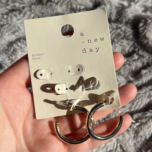 NWT a new day Hoop Earrings - Picture 2 of 3